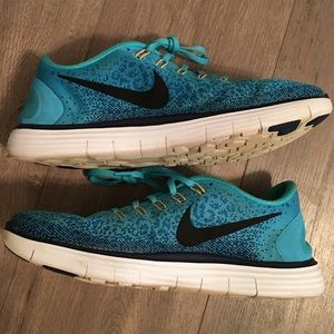 Men’s Nike Free RN Distance Sz 9.5